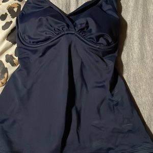 Womens Athleta swim tankini top